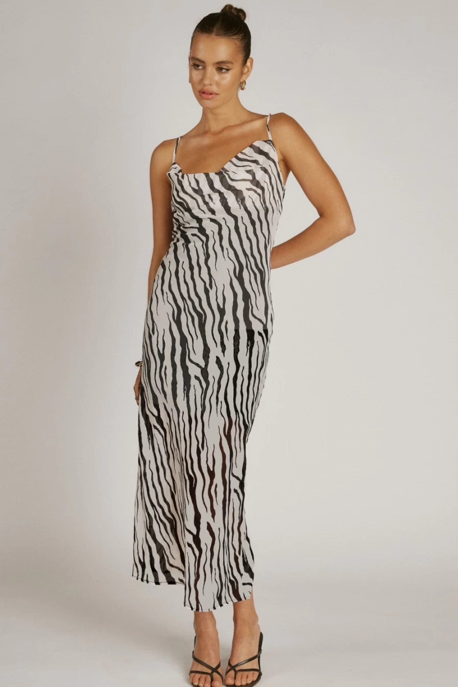 SNDYS Women's Sana Zebra Print Dress - Stylish Animal Pattern Dress