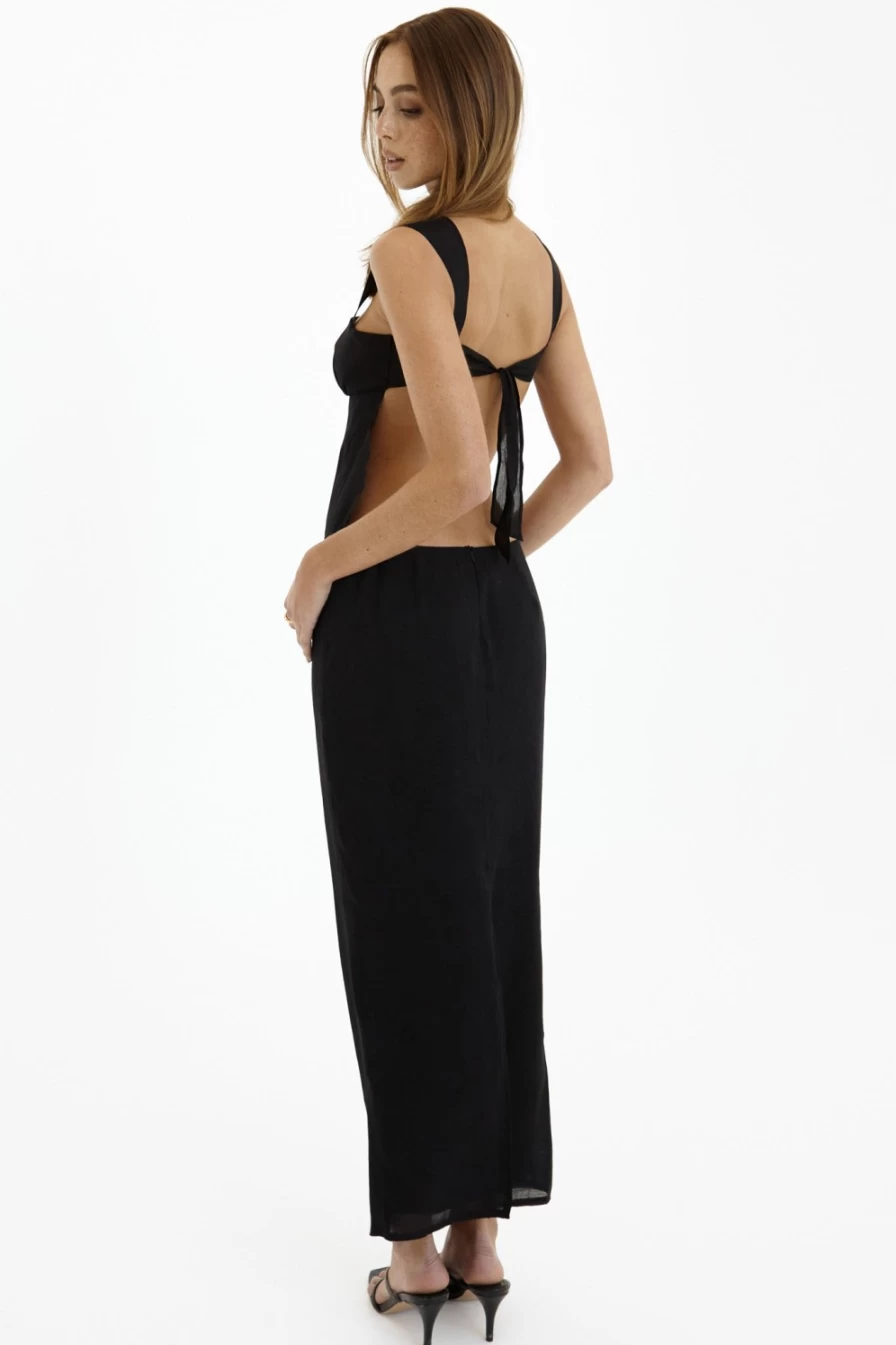 SNDYS Women's Tamsyn Black Skirt - Stylish & Comfortable